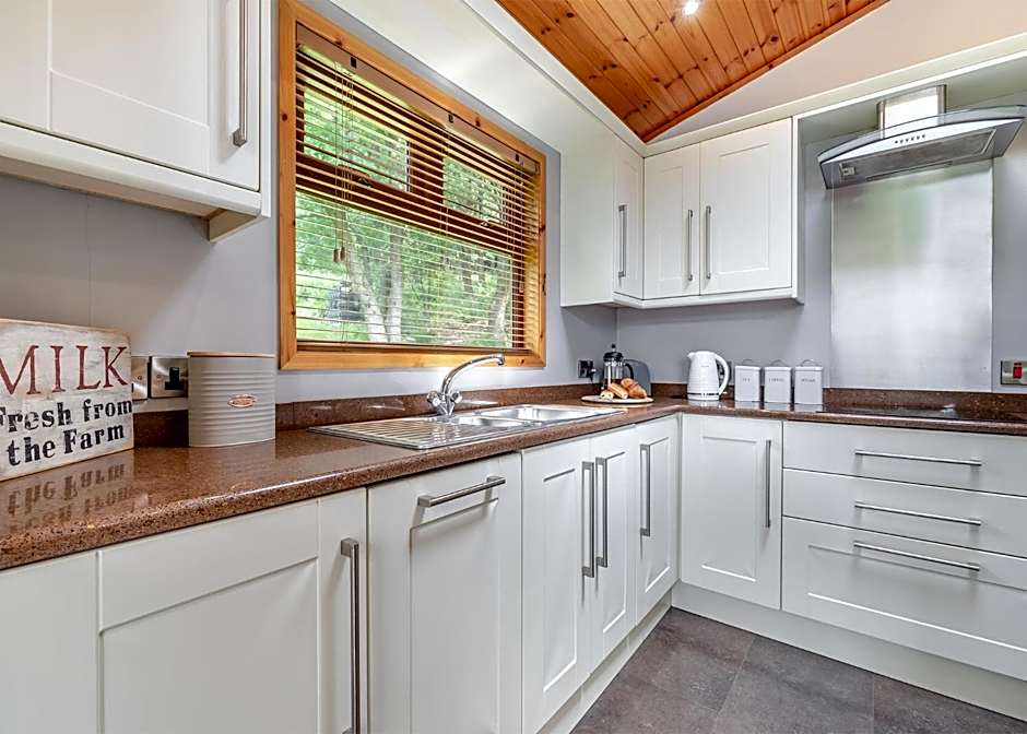 Charlesworth Lodges