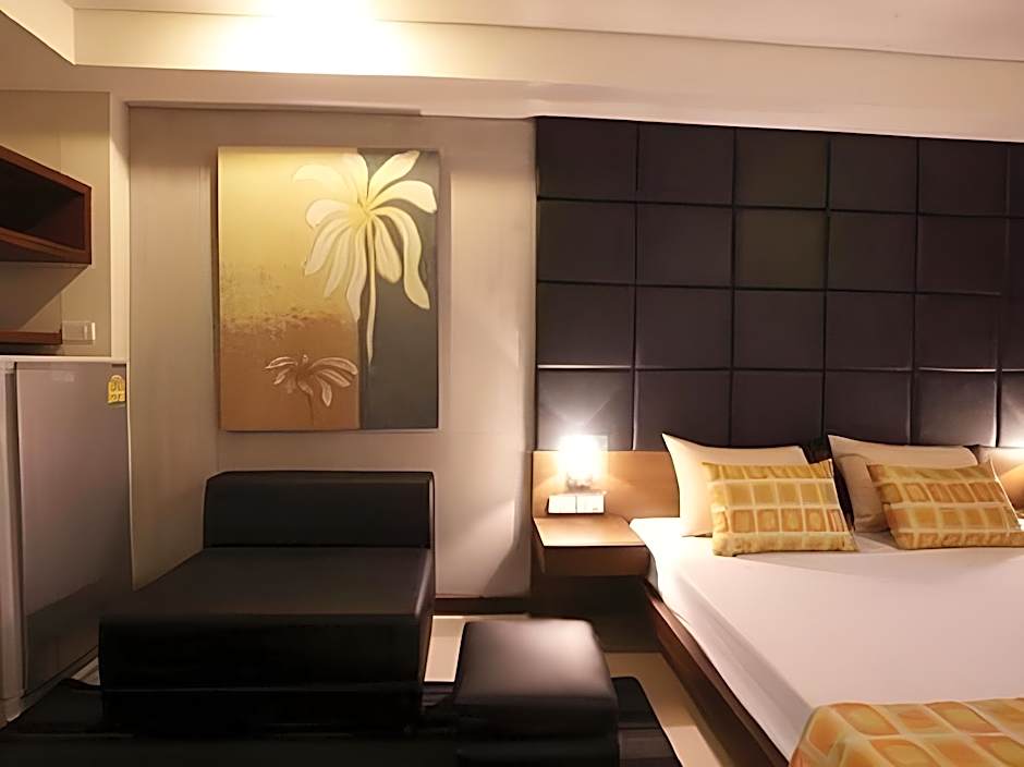 Collection O The Bangkok Cha Cha Suite