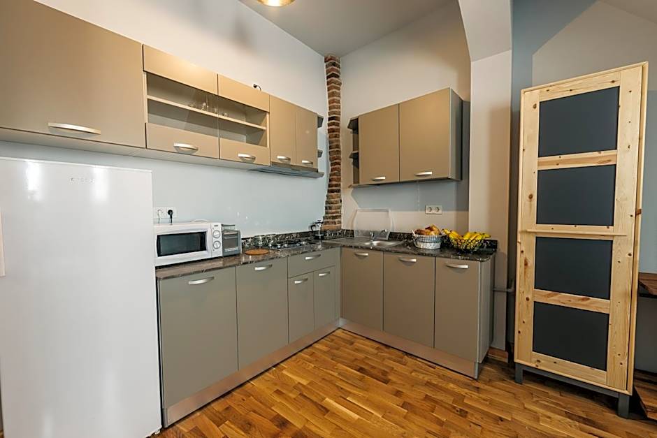 YellowBoot Aparthotel