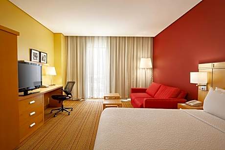 Guest room queen bed, Guest room, 1 Queen