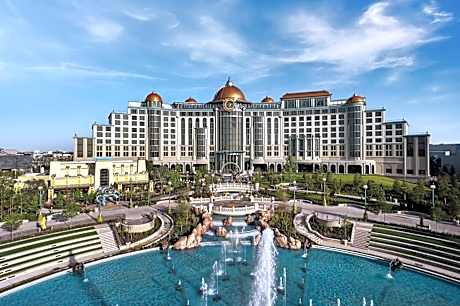 Universal's Helios Grand Hotel, a Loews Hotel