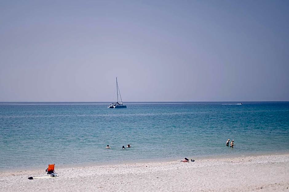 BLUE STONE Luxury Suites