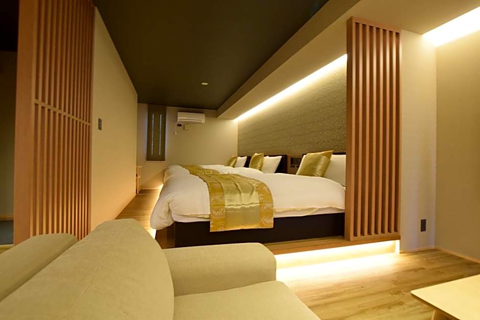 GRAND BASE BEPPUEKIMAE