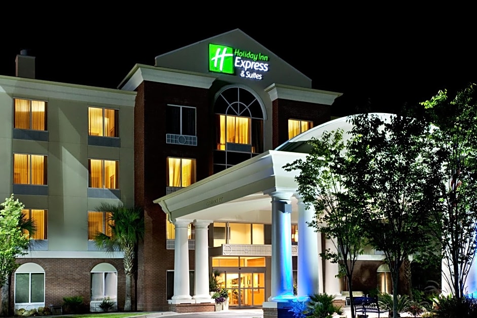 Holiday Inn Express Hotel & Suites Charleston - North