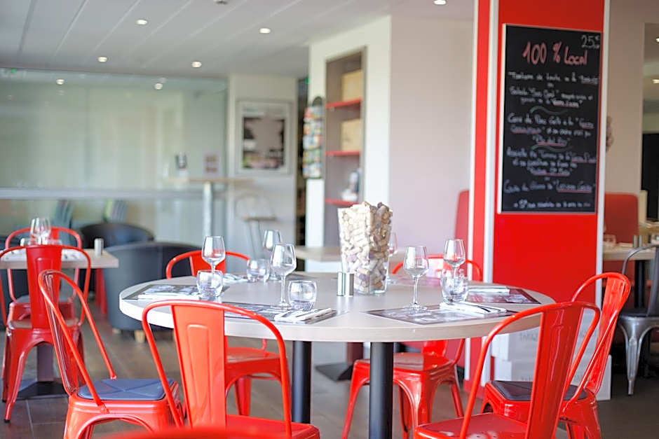 Brit Hotel Toulouse Colomiers  LEsplanade