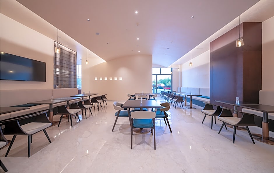 Atour Hotel Yinchuan Jinfeng Wanda Zhengyuan North Street