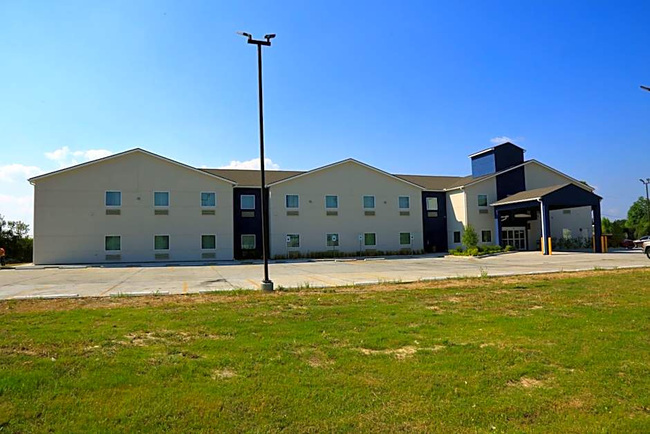 Americas Best Value Inn & Suites Prairieville