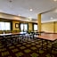 Holiday Inn Express Hotel & Suites Kansas City Sports Complex By IHG