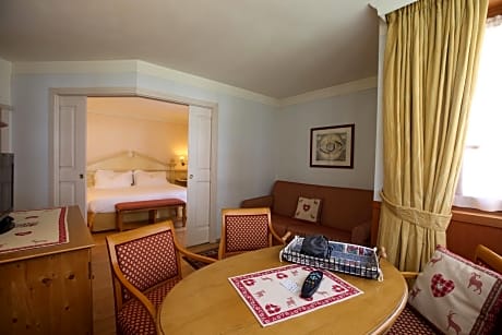 Classic Suite (3 Adults)