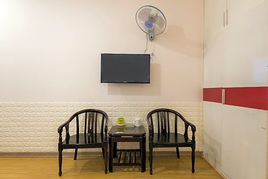 OYO 373 Habana Hotel