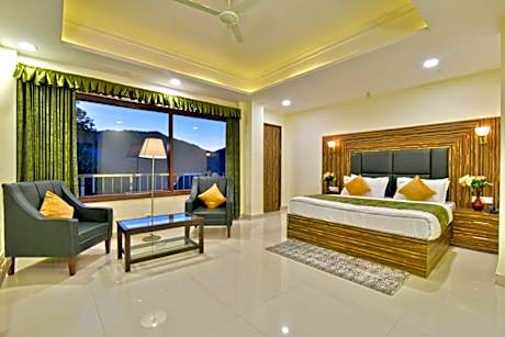 Hotel Comfort Court