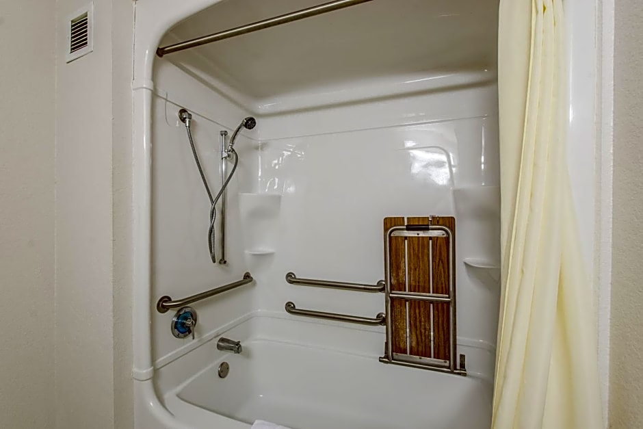 Americas Best Value Inn-Knoxville East