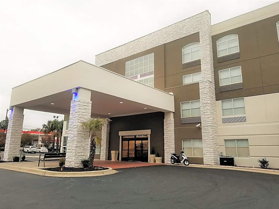 Holiday Inn Express Columbia NE - Fort Jackson by IHG