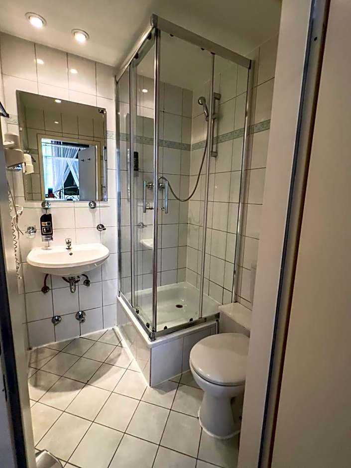 Hotel-Maison Am Olivaer Platz