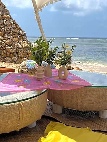 Solimar Seaside Cabanas