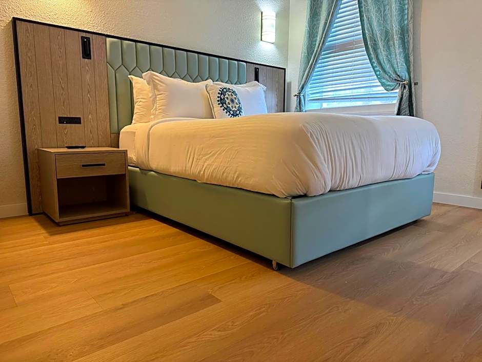 Athens Hotel & Suites