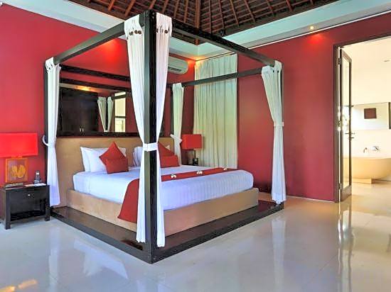 Chandra Bali Villas