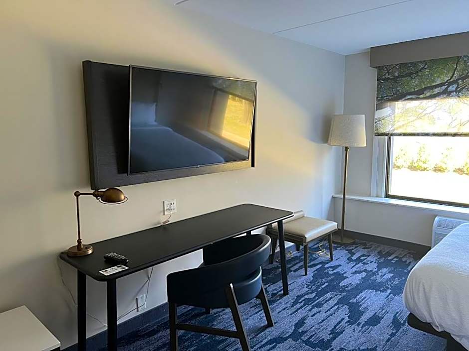 Fairfield Inn and Suites by Marriott Springfield Enfield