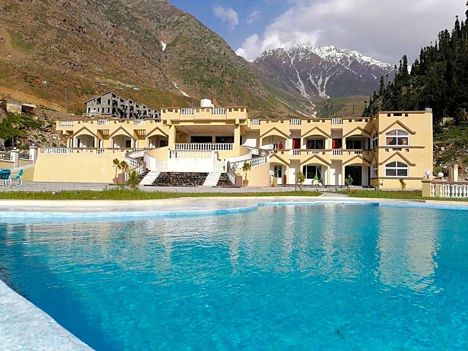 Al Cazar Fort Hotel & Restaurant 