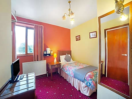 Standard Single Room with Shared Bathroom