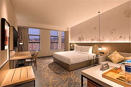 King Room - Mobility Accessible