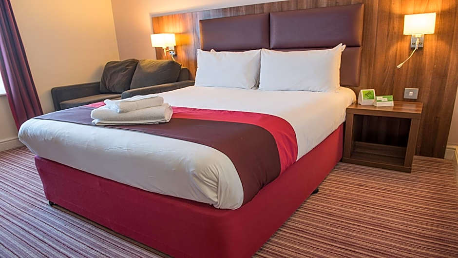 Holiday Inn Milton Keynes East M1 Junc 14 By IHG