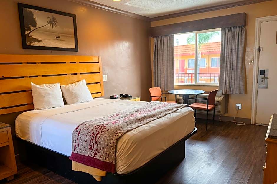 Om Park Inn and Suites El Cajon near San Diego