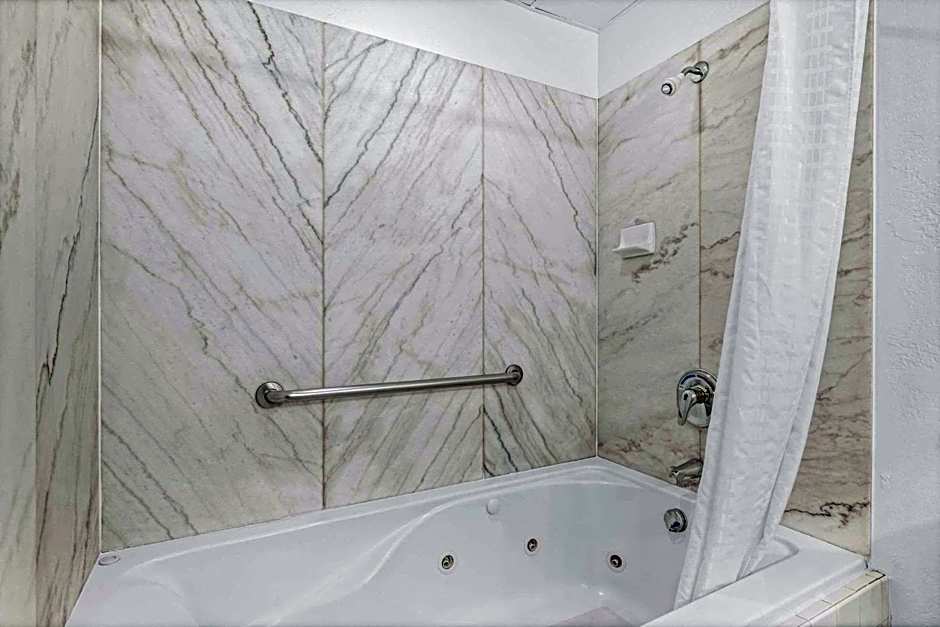 Country Inn & Suites by Radisson, Oklahoma City at Northwest Expressway, OK