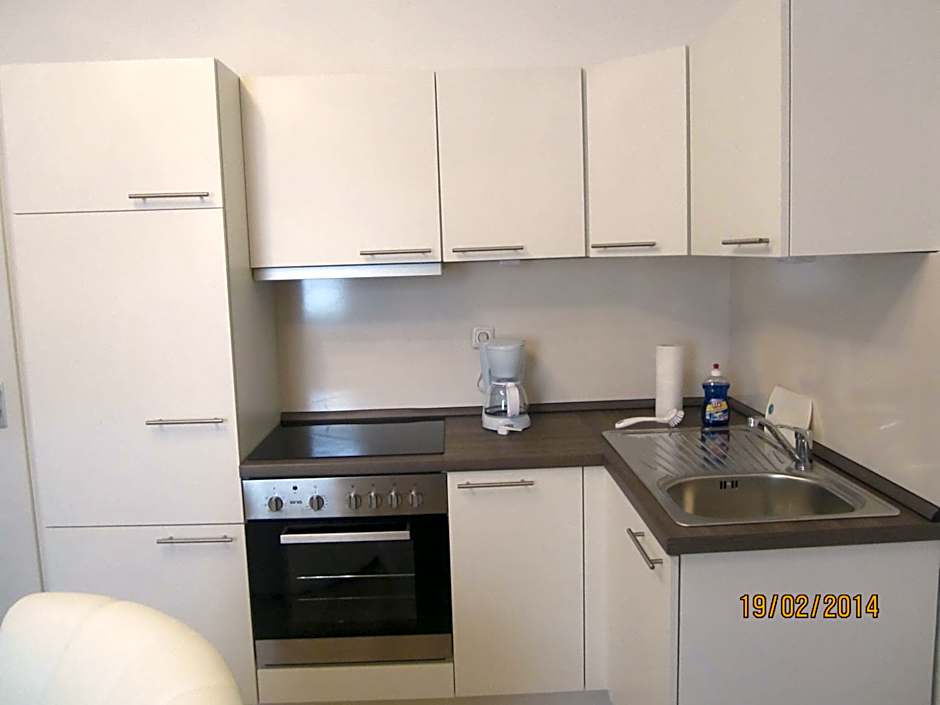 Arador-City Hotel
