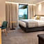 Holiday Inn London-Heathrow Bath Road By IHG