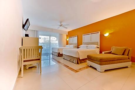 Double Room with Terrace (2 Adults + 1 Child)