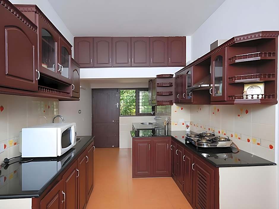 Sunny Days Homestay Alleppey