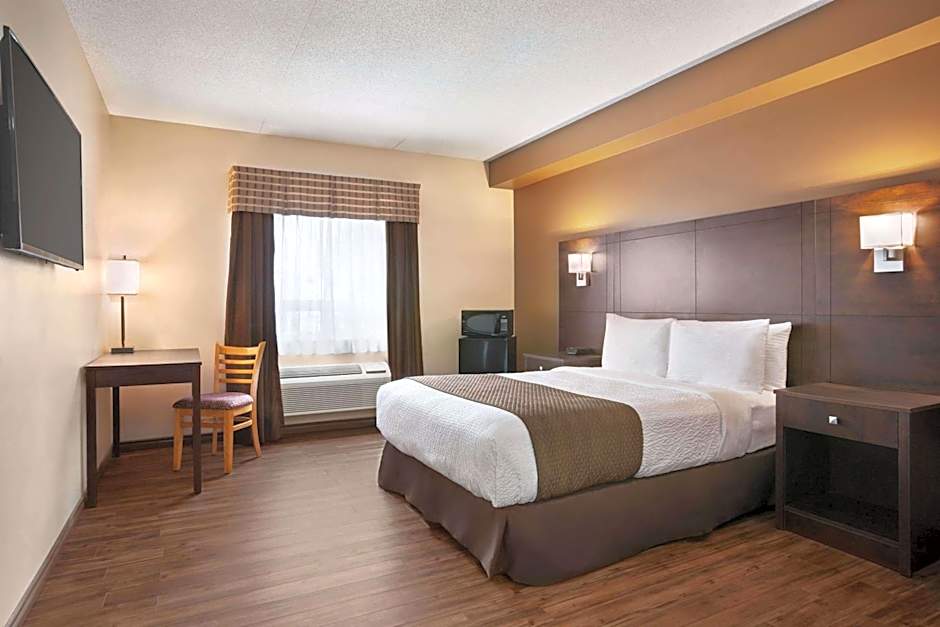 Days Inn by Wyndham Leamington