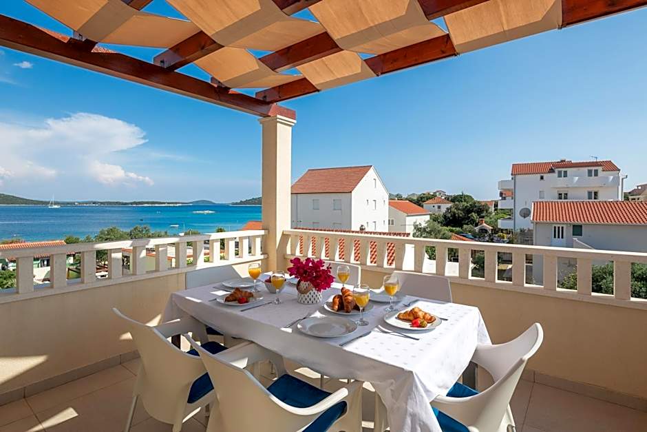 Apartments Vucica, Sevid