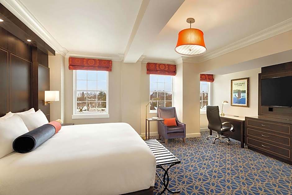 Photo 1 of 4 of Deluxe 1 King Bed