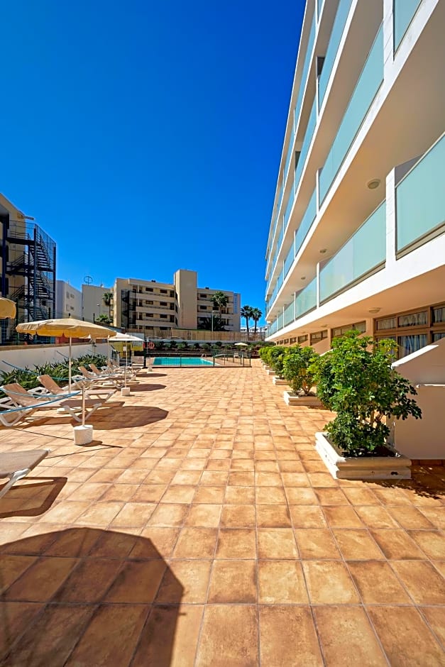 Apartamentos Strelitzias