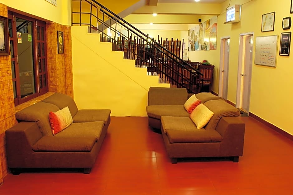 Country Club Valley Vista