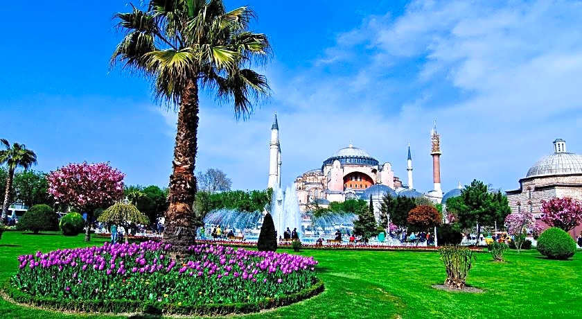 RENOVA OLD CiTY HOTEL