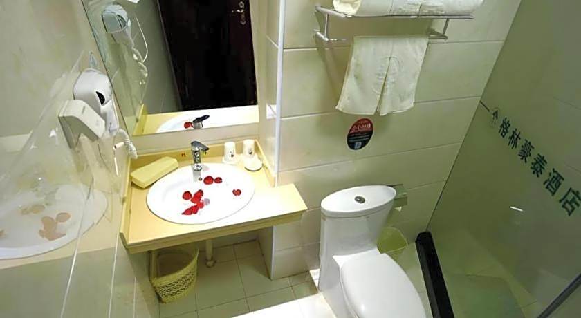 GreenTree Inn Shandong Yuncheng Ximen Street Songjiang Kung Fu School Business Hotel