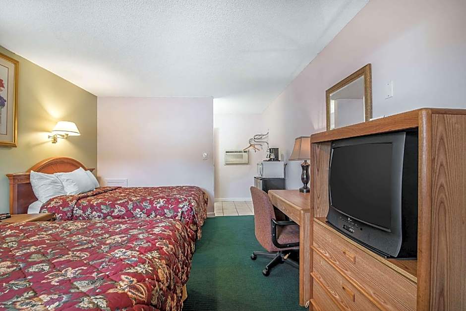 Rodeway Inn - Bellows Falls