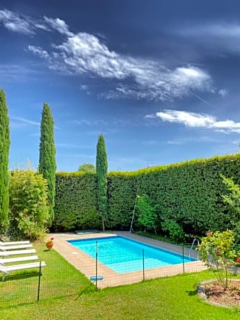 Double Room with Pool View