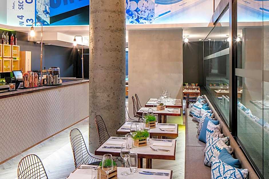 Rydges Perth Kings Square