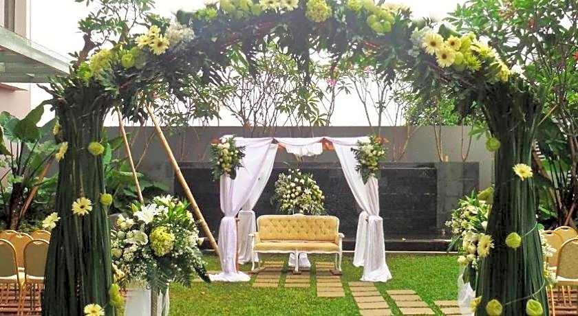 Soll Marina Hotel Serpong