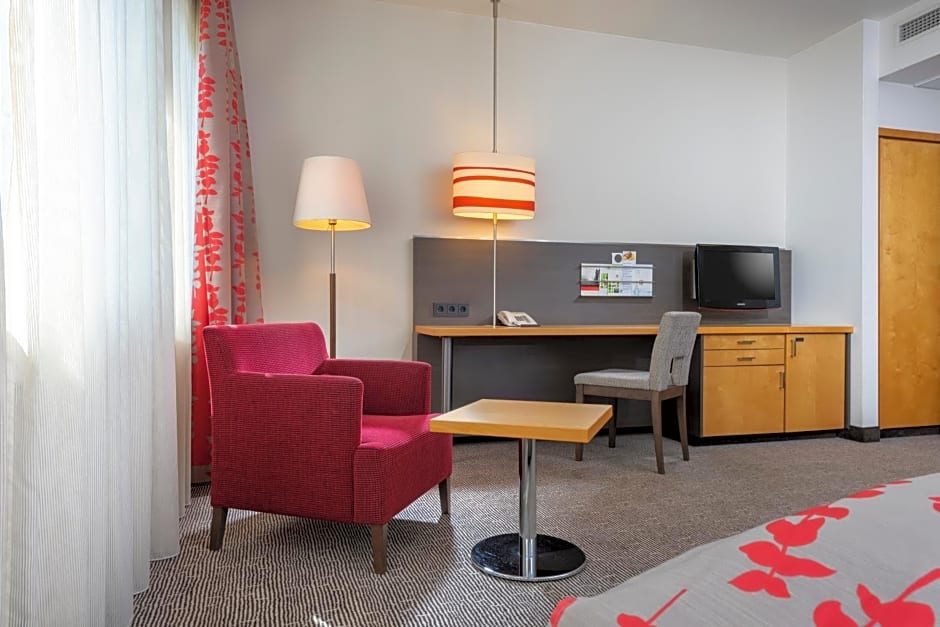 Holiday Inn Frankfurt Airport - Neu-Isenburg By IHG