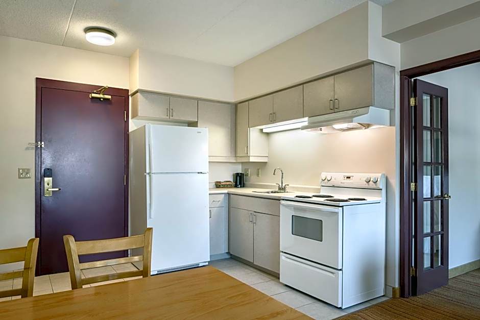 Days Inn by Wyndham Leamington