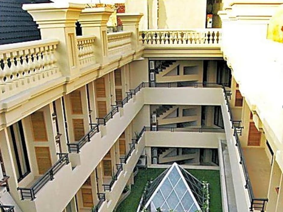 The Axana Hotel