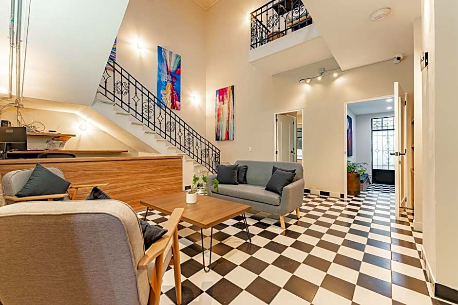 Casa Danubio Reforma by VH