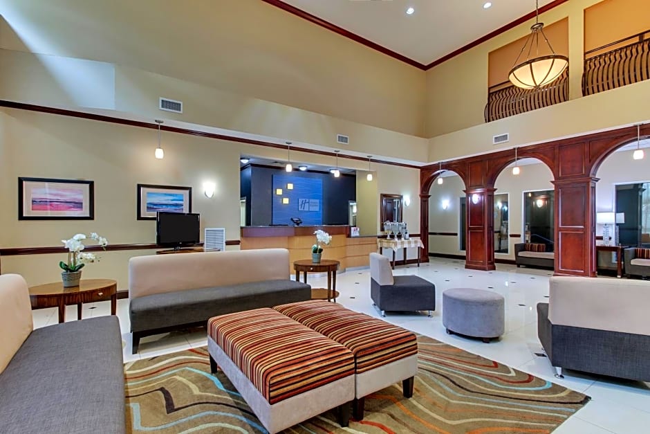 Holiday Inn Express and Suites Allentown West By IHG