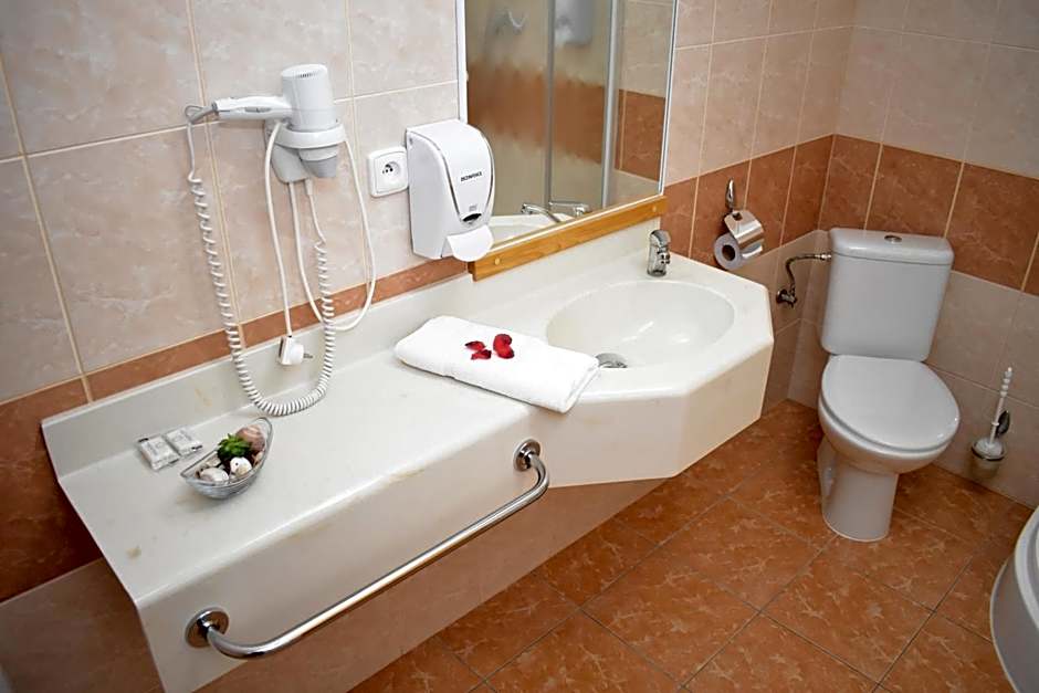 Hotel Restaurant Na Statku