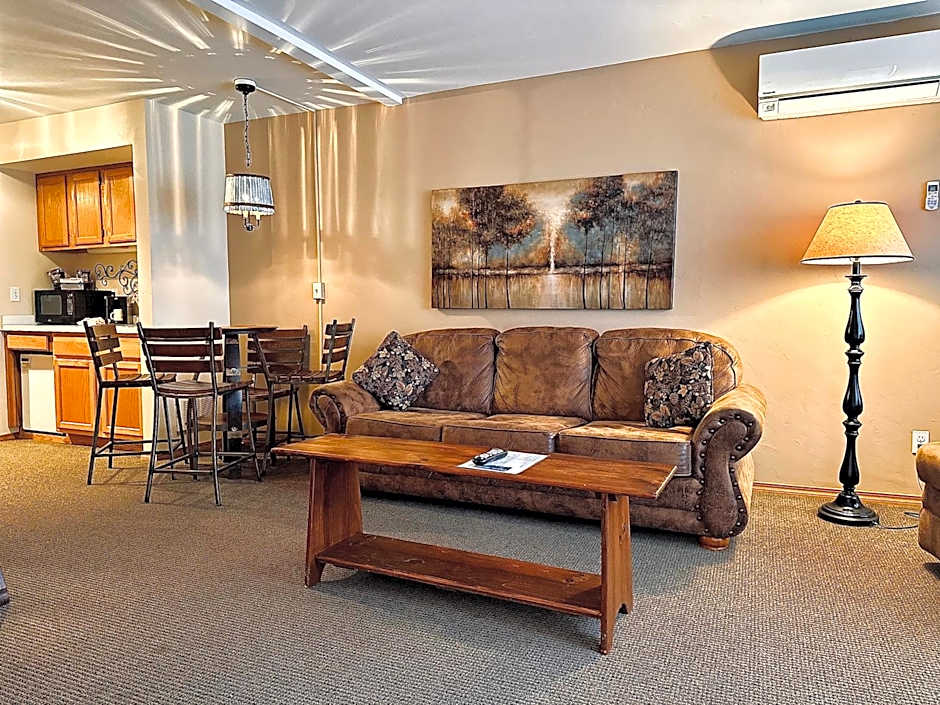 The Lodge at Leathem Smith